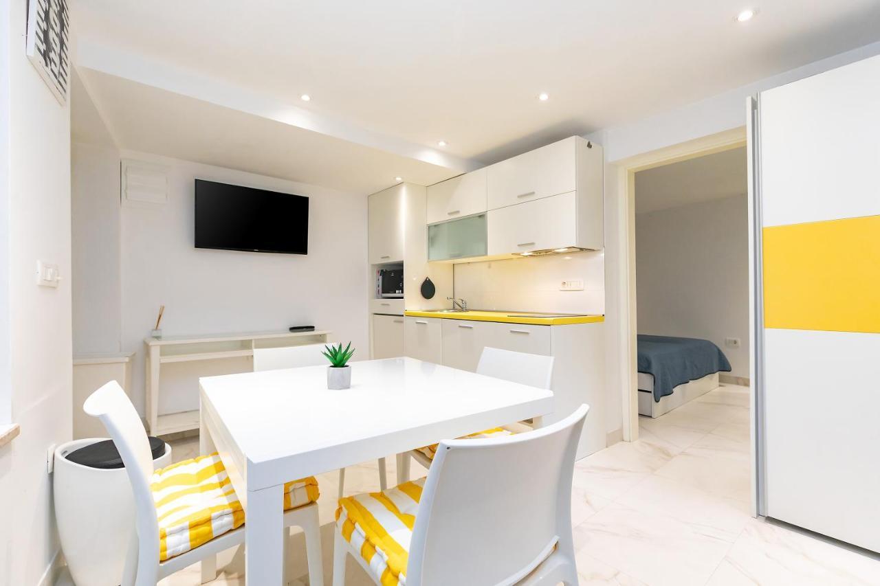 Apartment In The Heart Of Carera Street Rovinj Zewnętrze zdjęcie