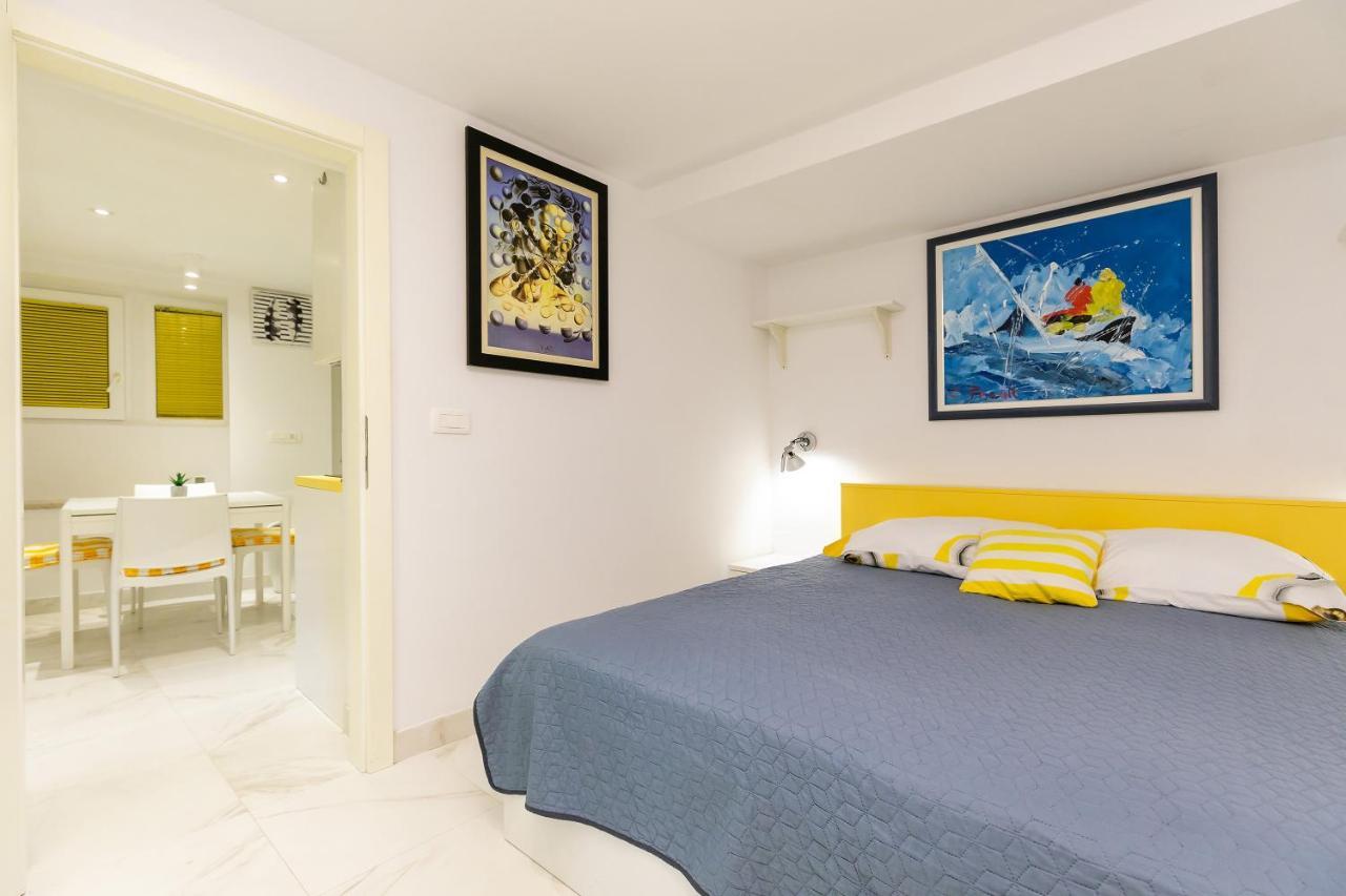 Apartment In The Heart Of Carera Street Rovinj Zewnętrze zdjęcie